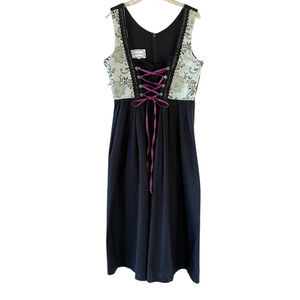 DIRNDL Josephine Size EU 48/Large Black Purple Oktoberfest Costume Folk Dress